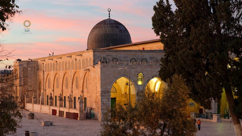 The-Real-Meaning-of-Sharia-Law-Ethics-and-Mercy