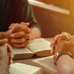 Can-Muslims-Be-Friends-With-People-of-Other-Religions